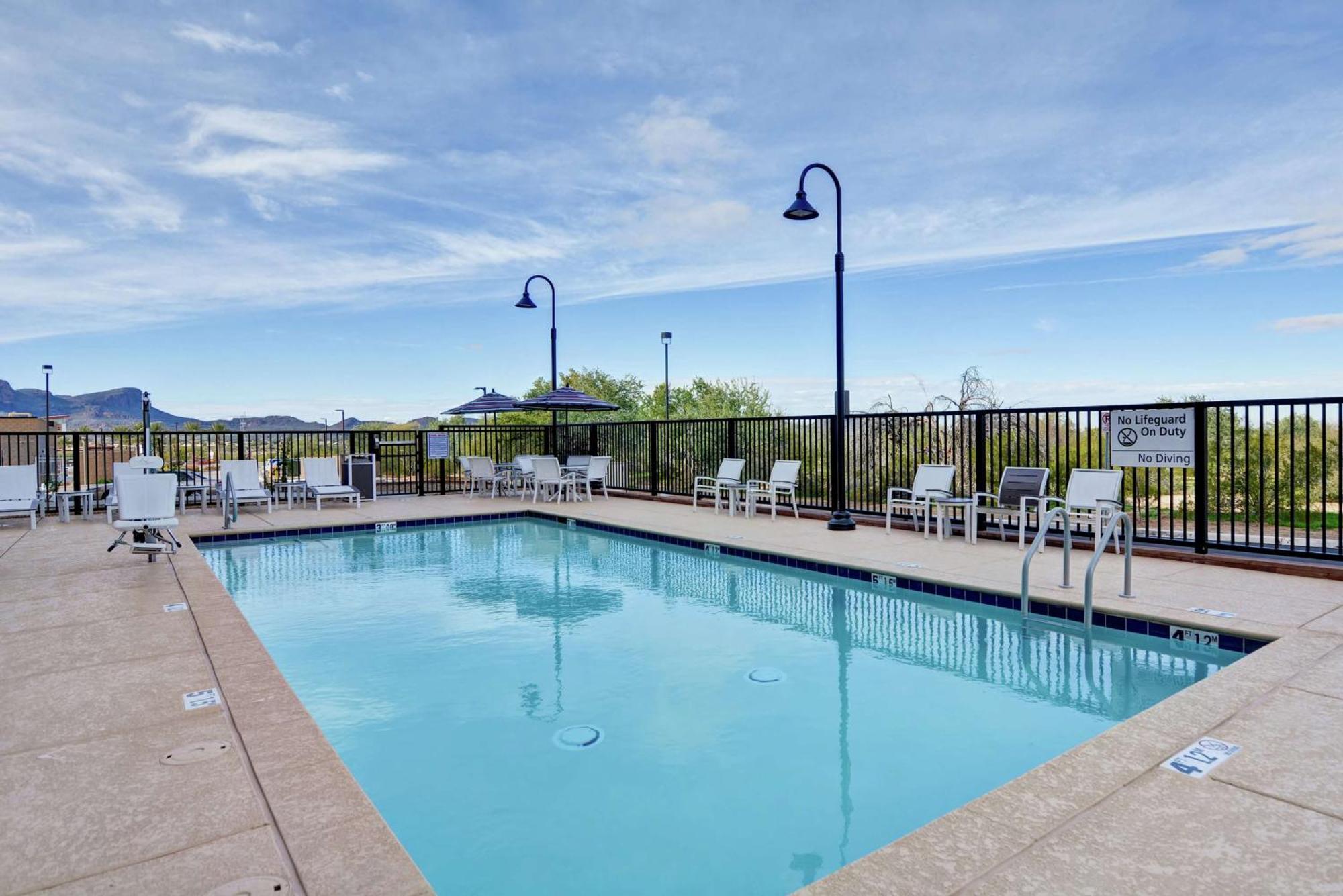 Hampton Inn & Suites Tucson Marana Exterior photo